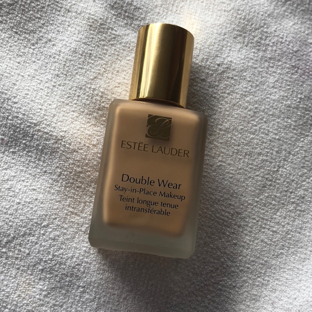 Estee Lauder Double Wear* Tawny*